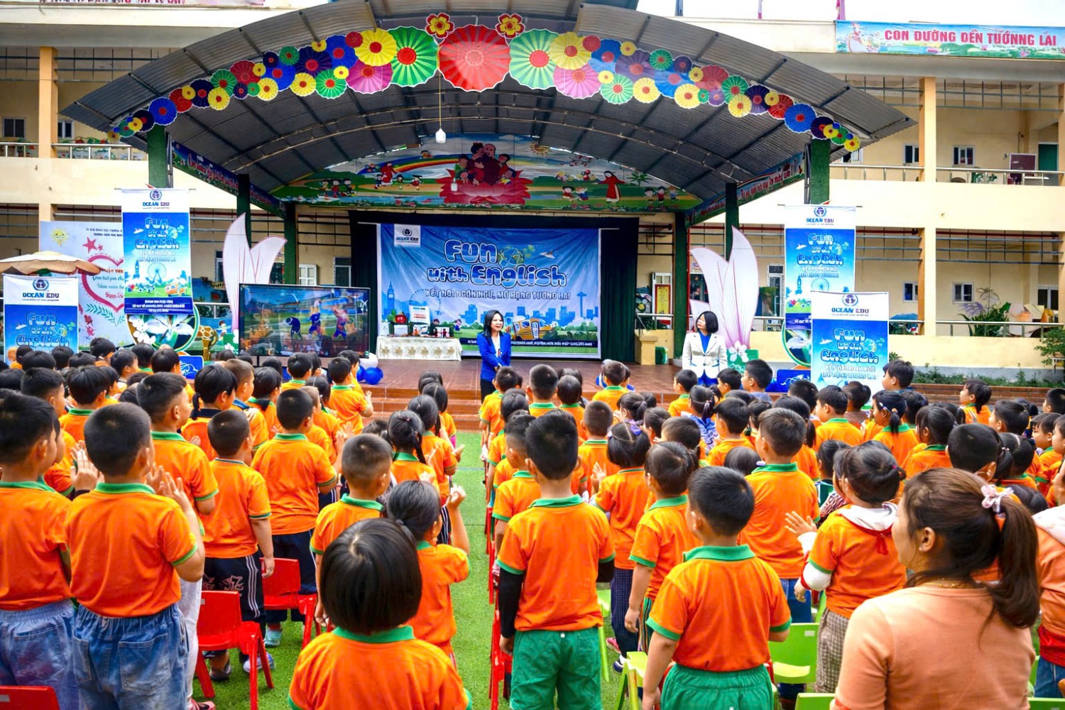 Trường Mầm non Noong Bua phối hợp với Trung tâm Anh ngữ Ocean Edu tổ chức chương trình “Giao lưu Tiếng Anh cho trẻ mẫu giáo”